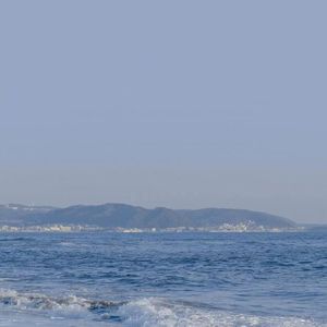 嗯⋯啊⋯在温泉做h爱
